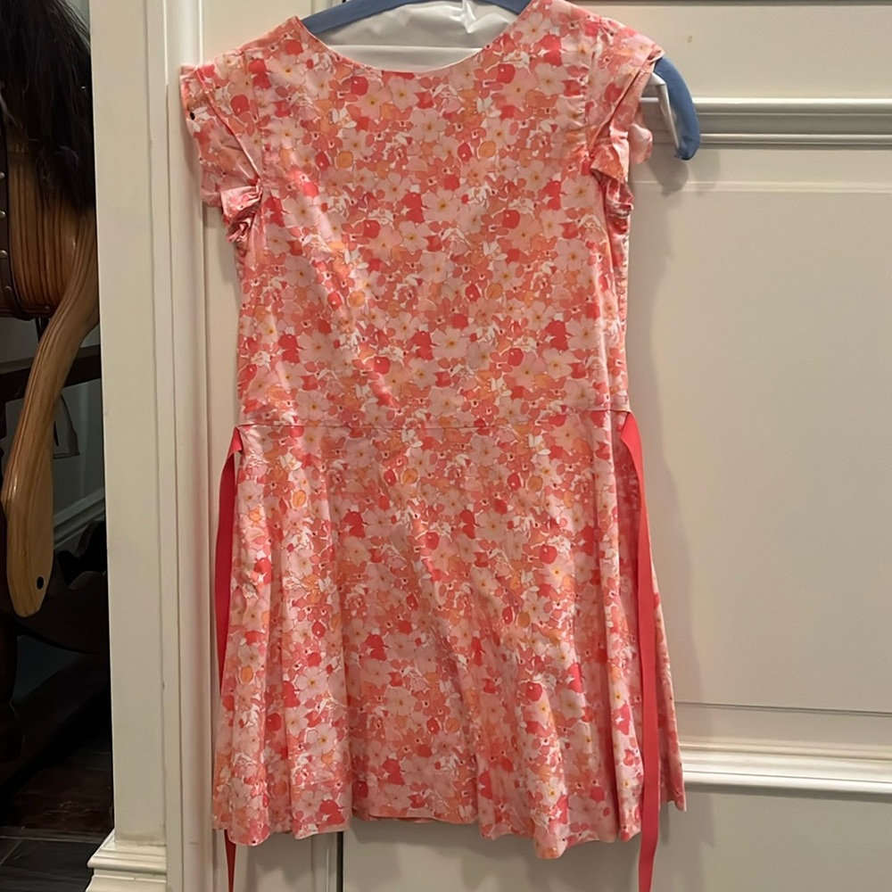 Pink flower dress, with a bow
